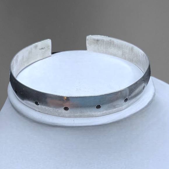 🌺SALE! Vintage Artisan Sterling Bracelet - Picture 3 of 11